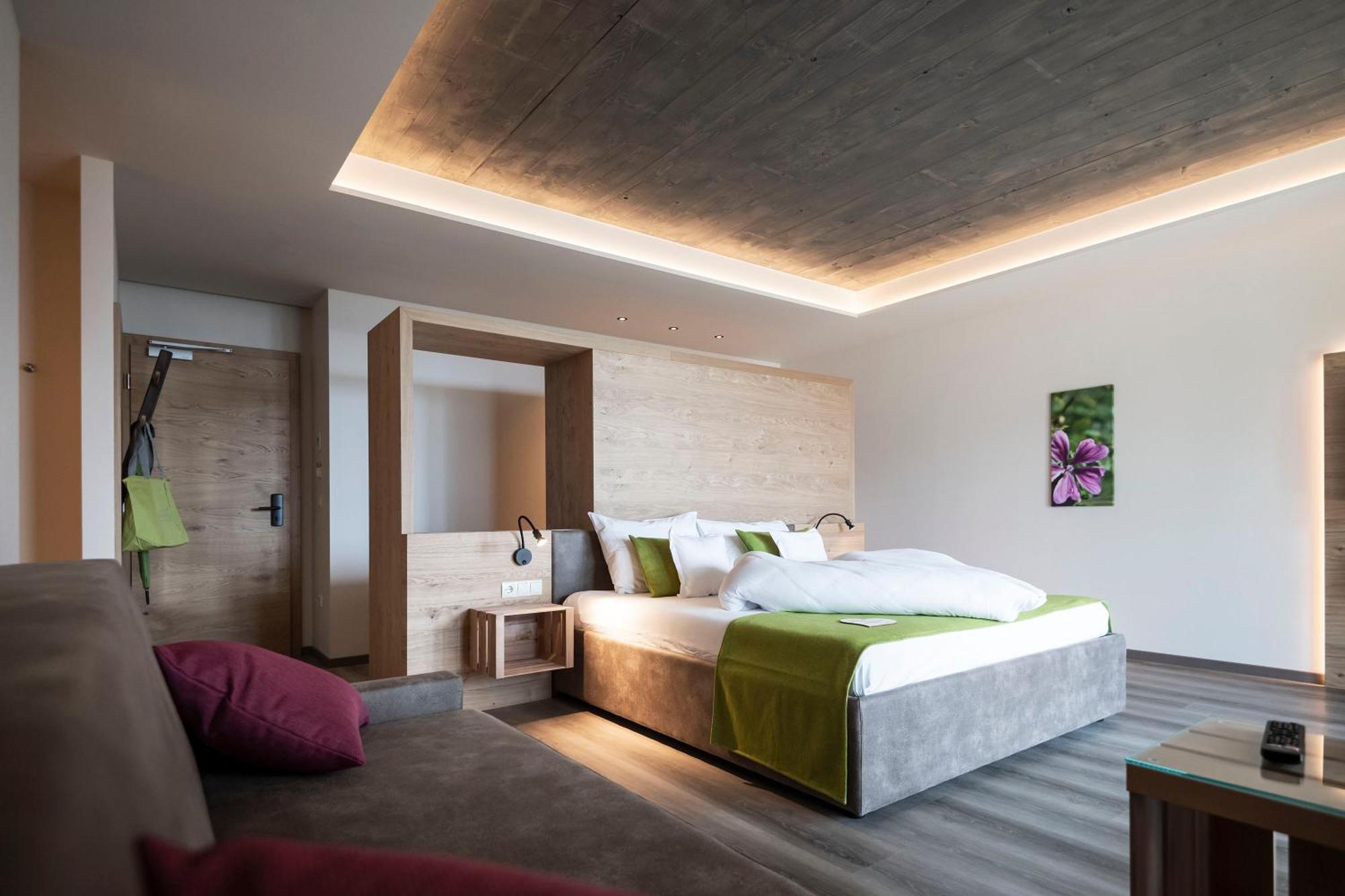 Hotel Pfeiss Lana Zewnętrze zdjęcie