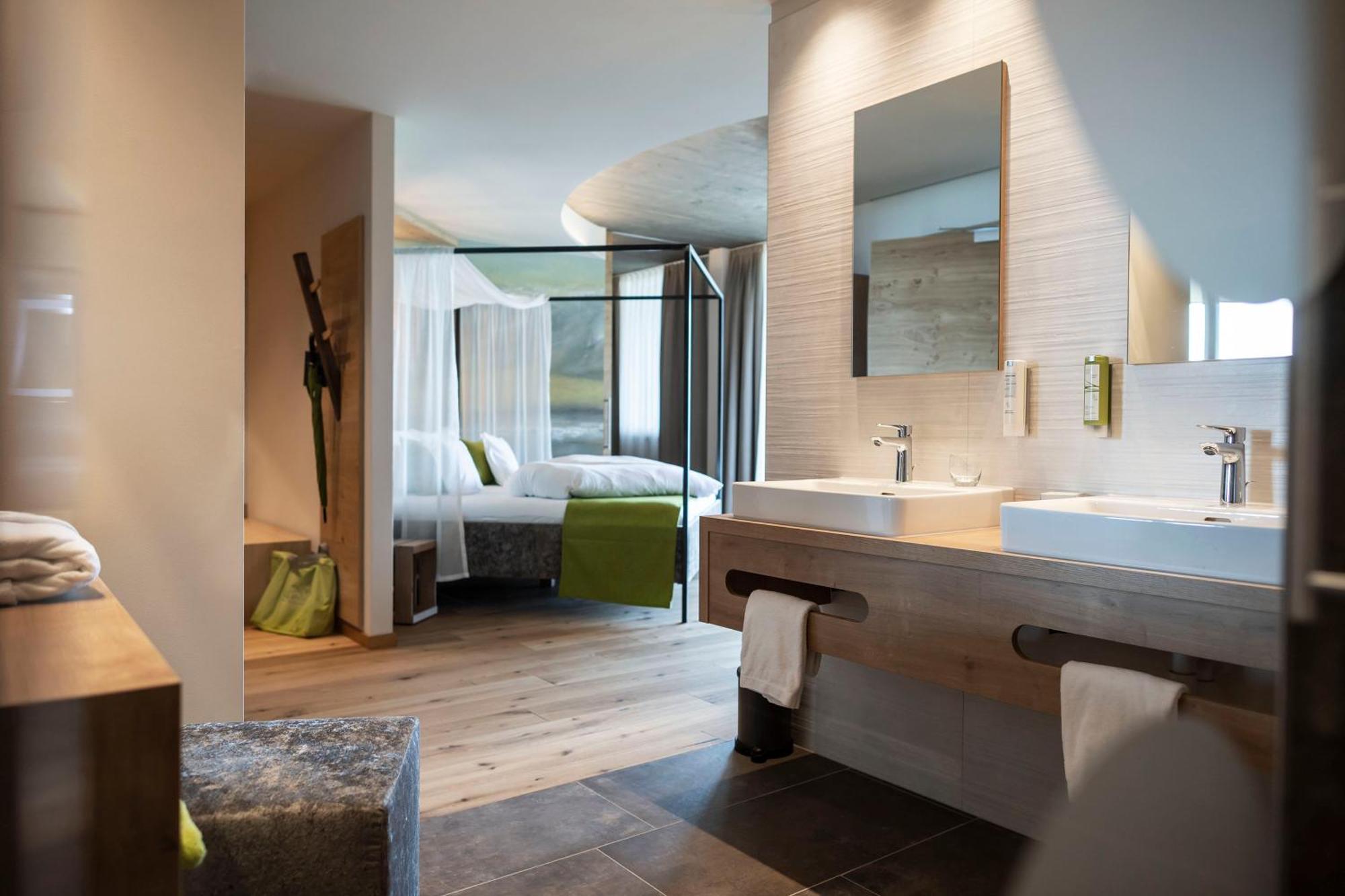 Hotel Pfeiss Lana Zewnętrze zdjęcie