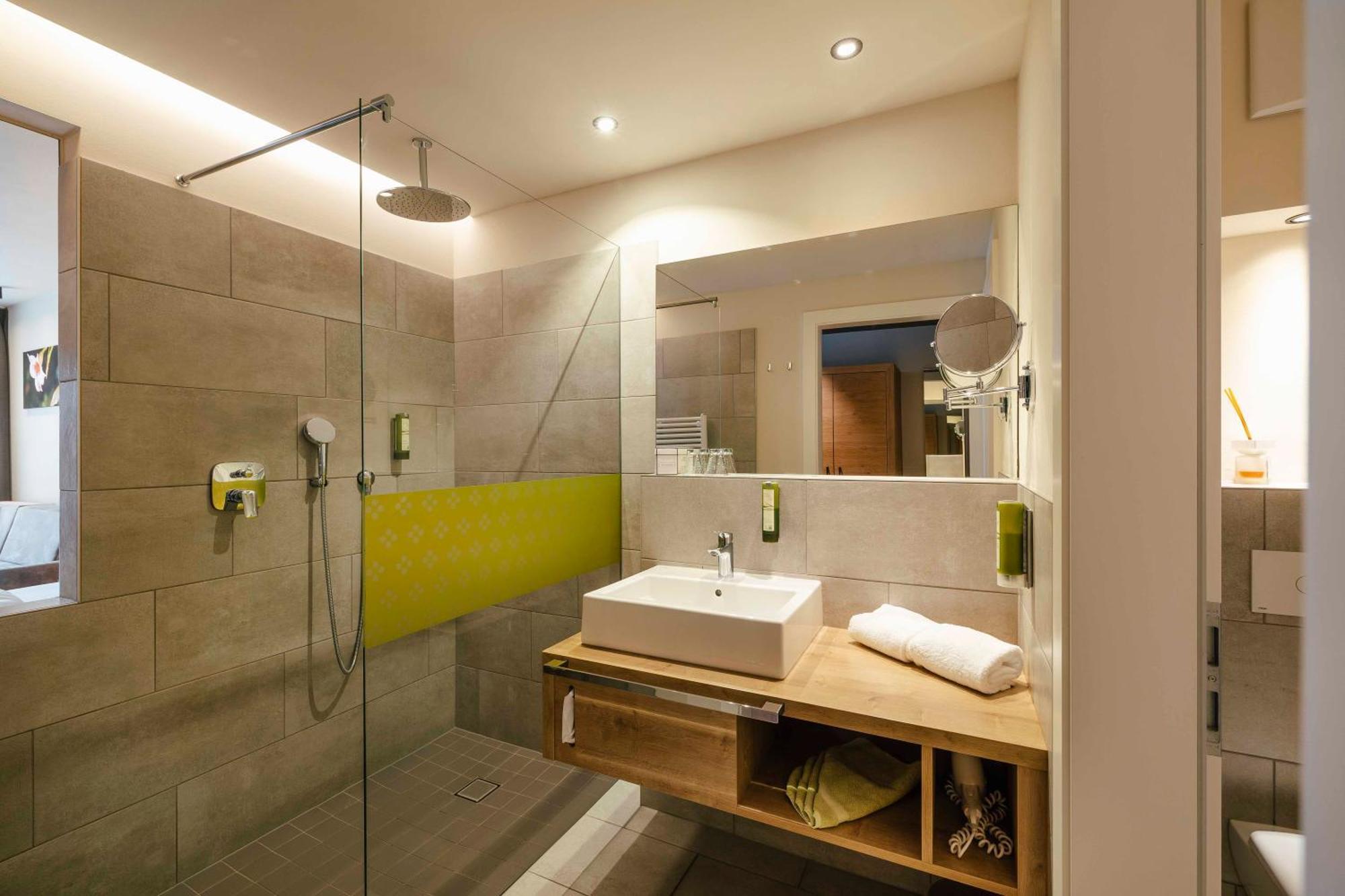 Hotel Pfeiss Lana Zewnętrze zdjęcie